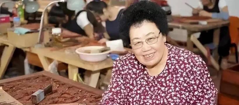 迟重瑞|陈丽华和儿子商量生意，迟重瑞插嘴引其不悦：迟先生，你不懂规矩