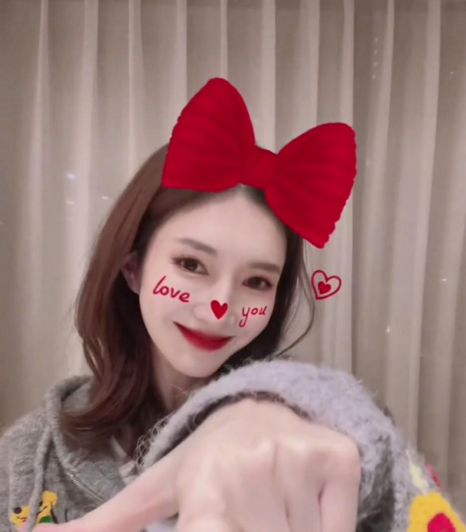 陈赫|35岁江疏影晒热舞视频，开滤镜皮肤细腻无皱纹，陈赫调侃美颜可以