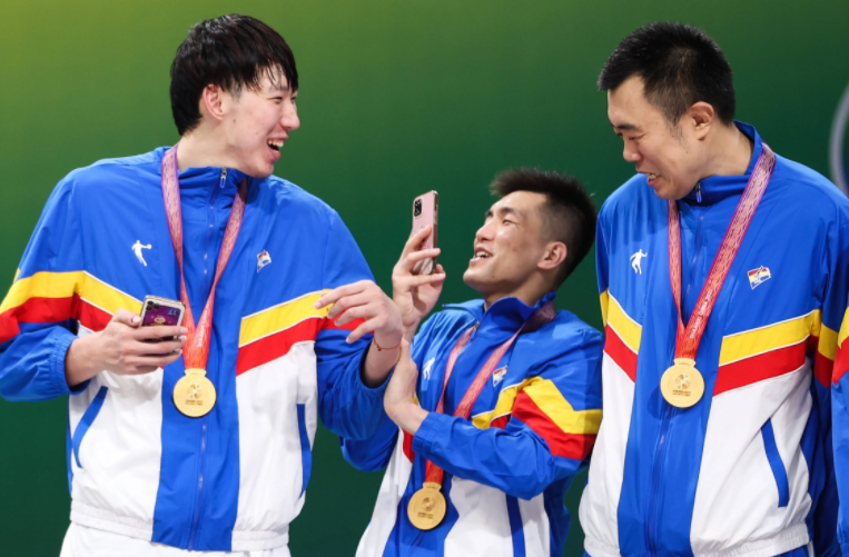 周琦|周琦或重回CBA，辽篮李洪庆加大筹码抢人，杜锋3年崛起无望！