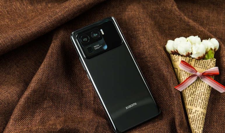 小米科技|雷军敢于让利,12G+256G直接降3000,小米11 Ultra当真收场了