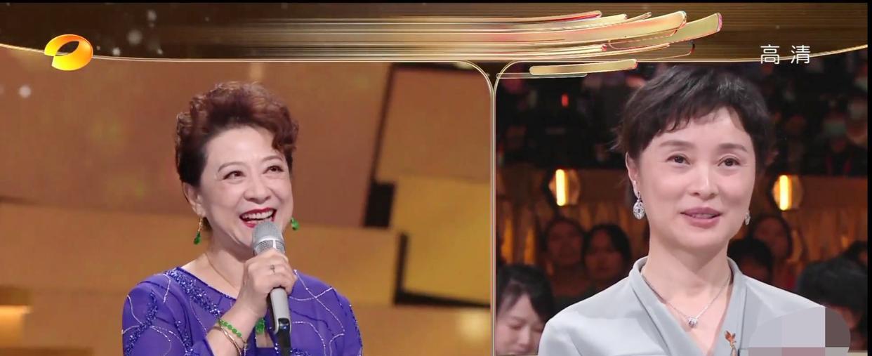 殷桃|金鹰晚会,给女主角颁奖有新套路,殷桃获奖,热依扎的表情亮了!