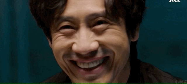 警察|再度回归的他，又出爆款大剧