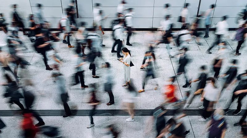 人类总会适应每周只上四天班