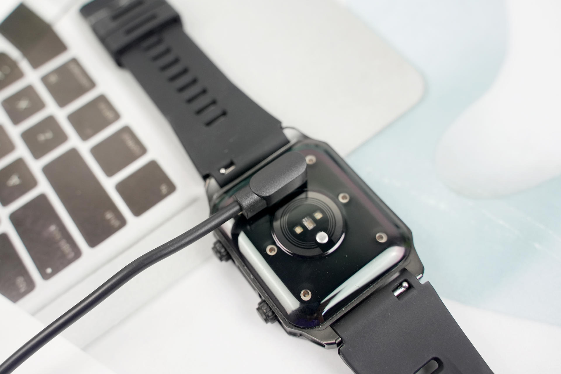 versa|手腕上的健康护理陪伴!dido E90S激光智能手表体验