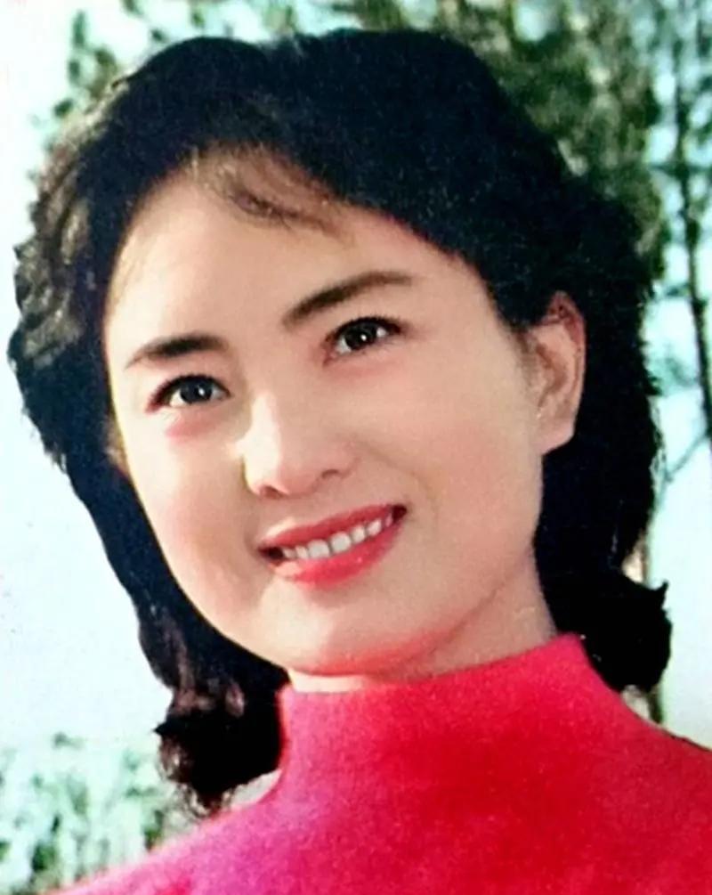 黄英姑|电影《黄英姑》与《红牡丹》《白莲花》曾风靡一时，主演近况如何