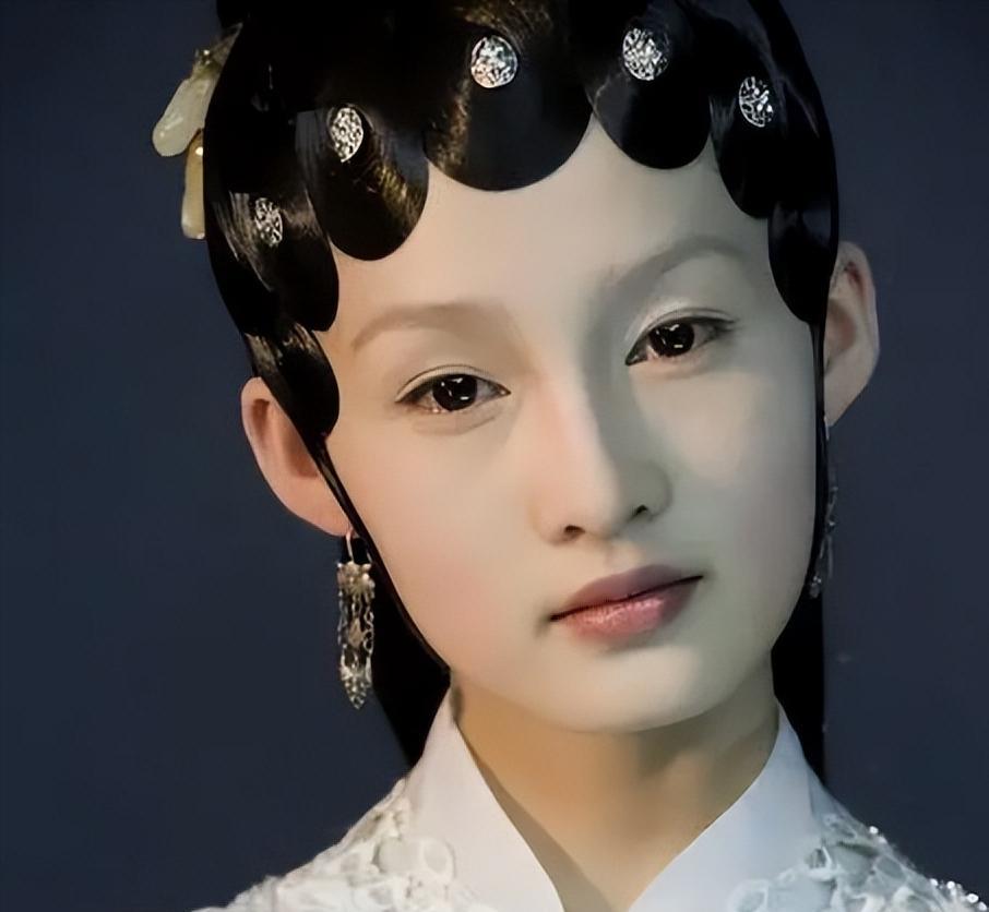 李沁|李沁:国家苦心栽培了9年,转身踏入了娱乐圈,其中缘由令人感慨