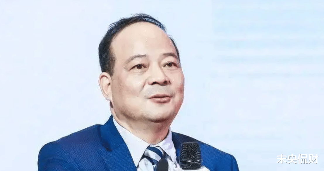 马化腾|中国富豪榜新名单：马云第5，马化腾第4，前3都是谁呢？