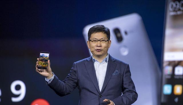 华为|2大喜讯接连传来!华为5大军团立奇功,“王炸手机”更是令人期待