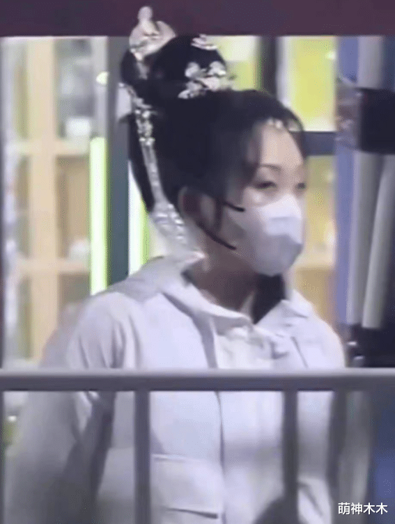 赵丽颖|赵丽颖新剧配角颜值堪忧，男主瘦了男二却胖了，女二还是辣目洋子