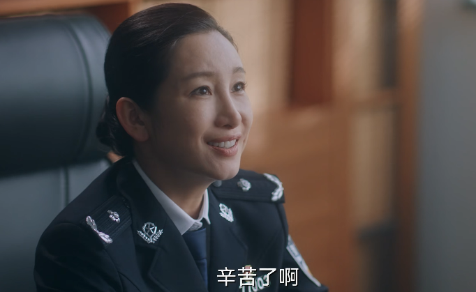 佟丽娅|秦海璐新剧开播，仅4集飙升榜第一，豆瓣几乎无差评，能成剧王吗