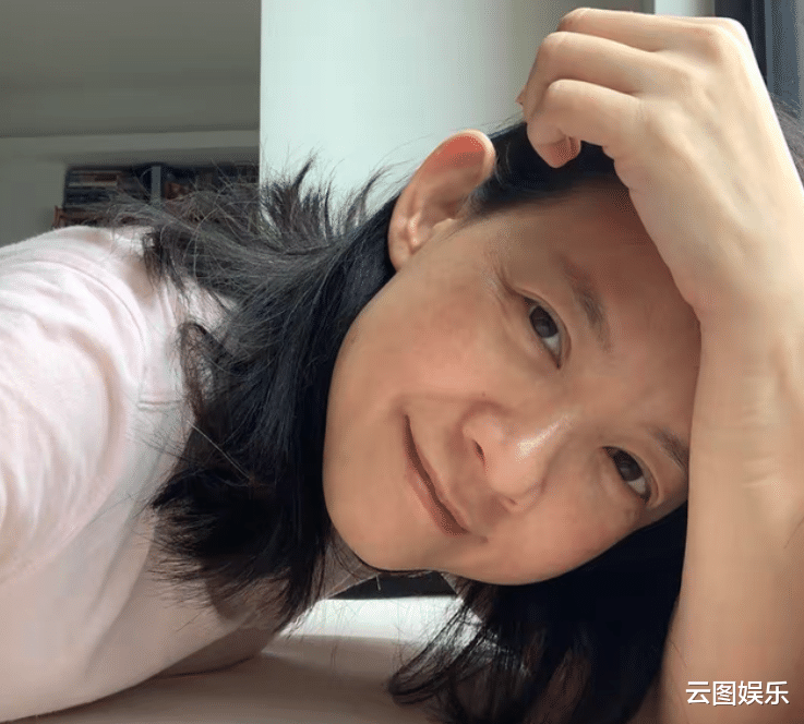 陈冠霖|知名演员陈冠霖全家确诊,他康复后留后遗症,仍坚持复工身材消瘦