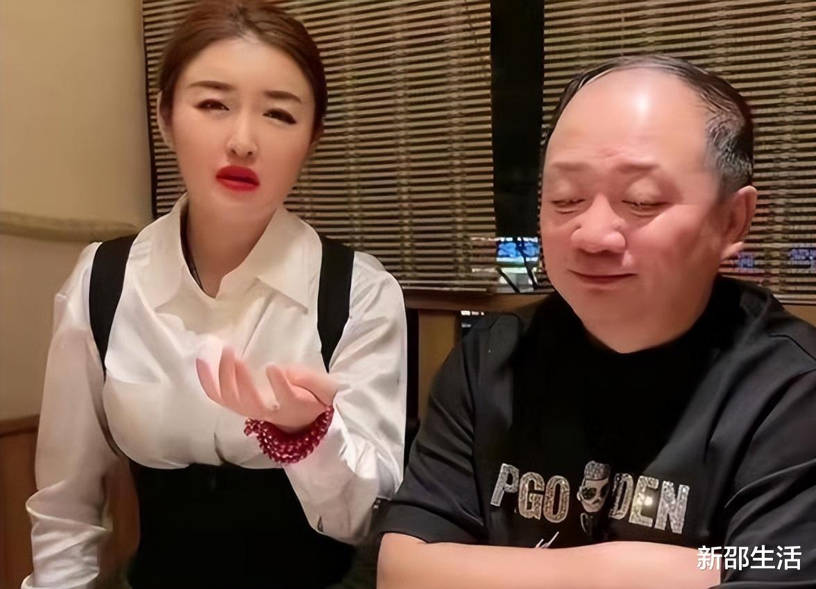 谢永强|谢永强退出赵家班回家种地，王小蒙赔偿也要走，网友：狮王要易主