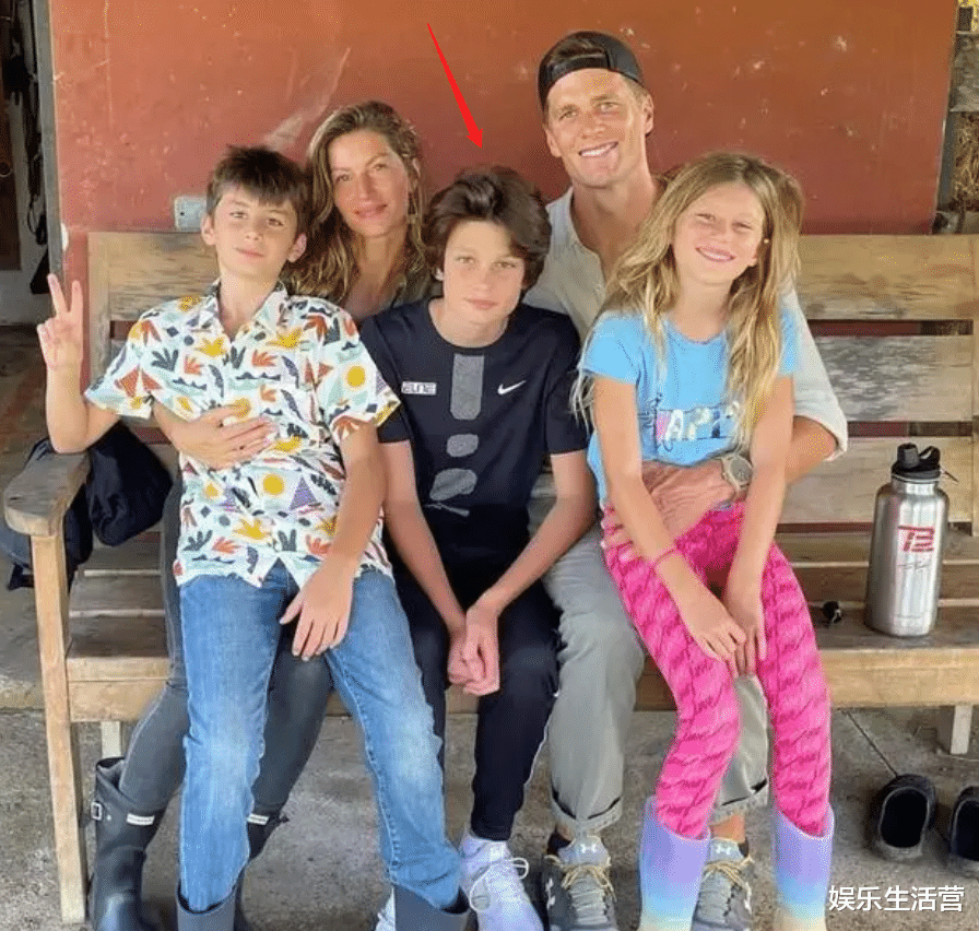 超模|世界超模吉娘娘离婚,夫妻分53亿资产,曾一人背2娃,她受够了