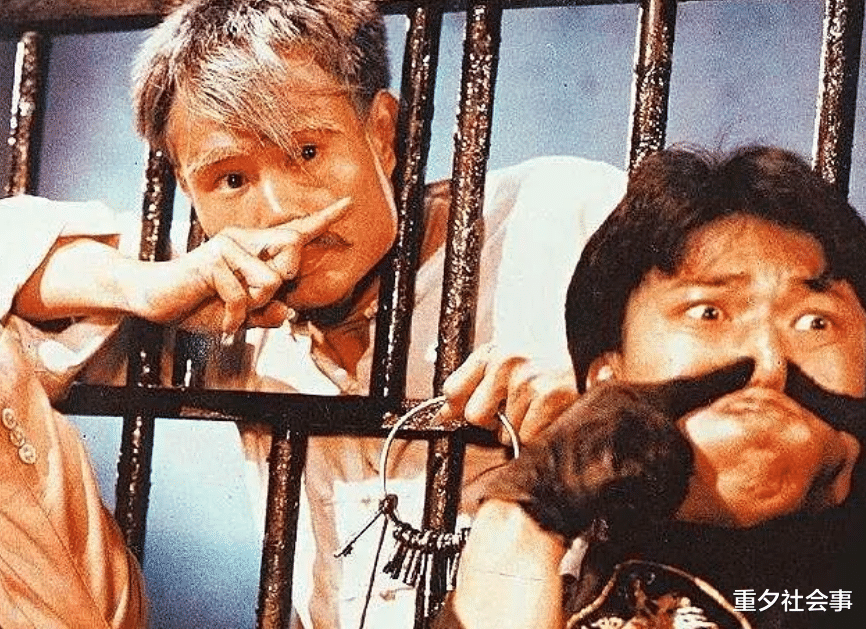 钱小豪|上映就拿下了榜单第一,59岁的钱小豪又打出了一副“王炸”