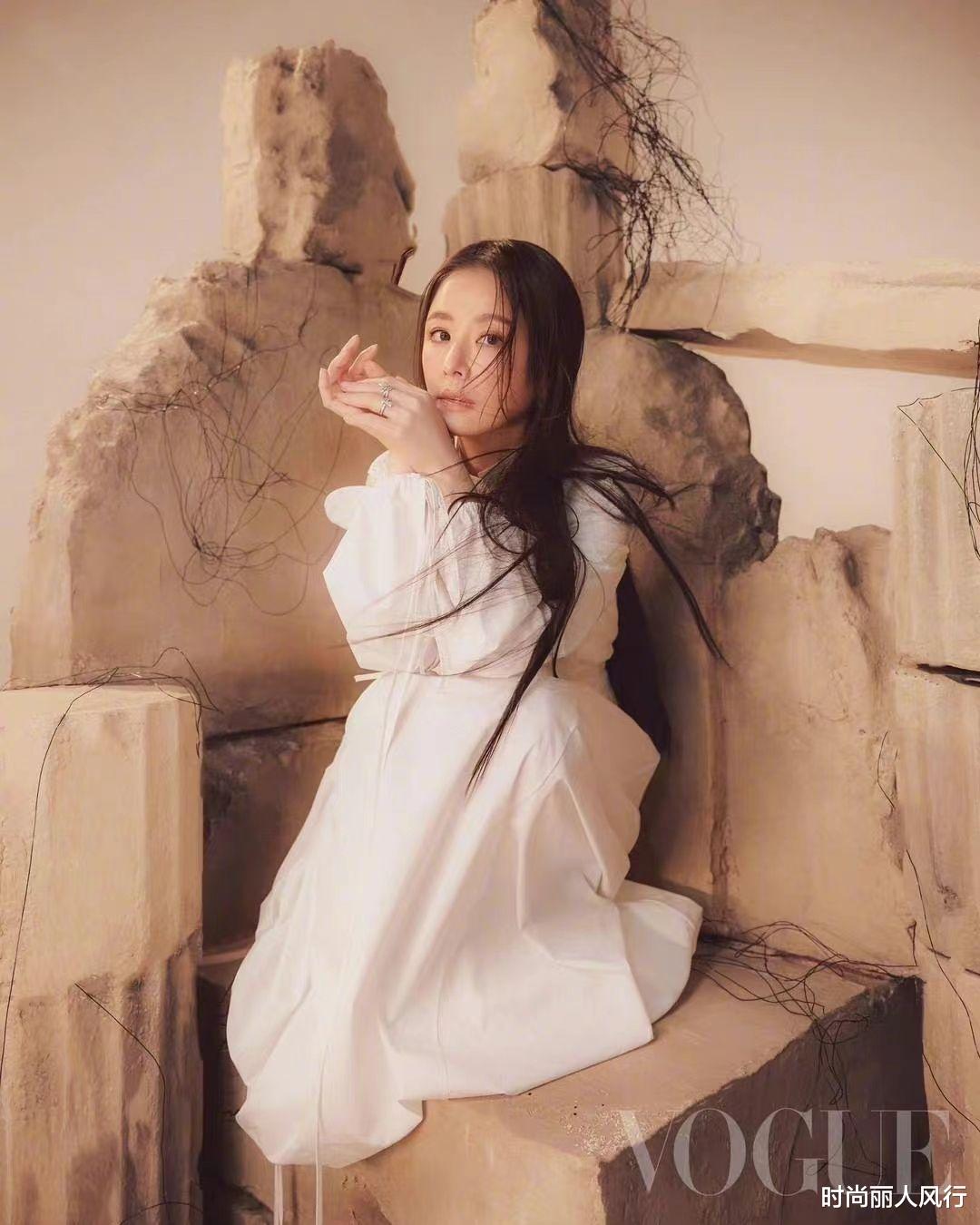 林心如 林心如新大片换风格颜值狂飙！穿薄纱裙登VOGUE，国际范十足