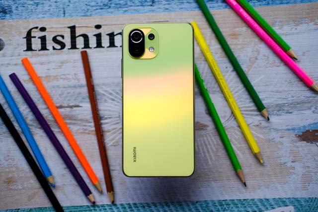 智商税|2022年3大智商税手机,全是割韭菜产品,外行人还视为珍宝