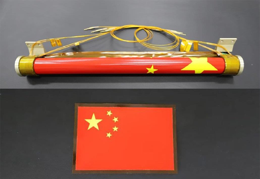 火星再传喜讯!五星红旗在火星上展开,为什么国旗会飘动?