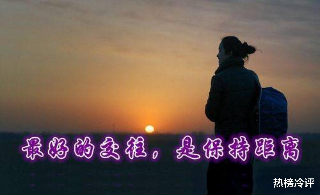 回顾:男子迷晕网友图谋不轨却醉把广场当客房,上演难堪场面疯传朋友圈