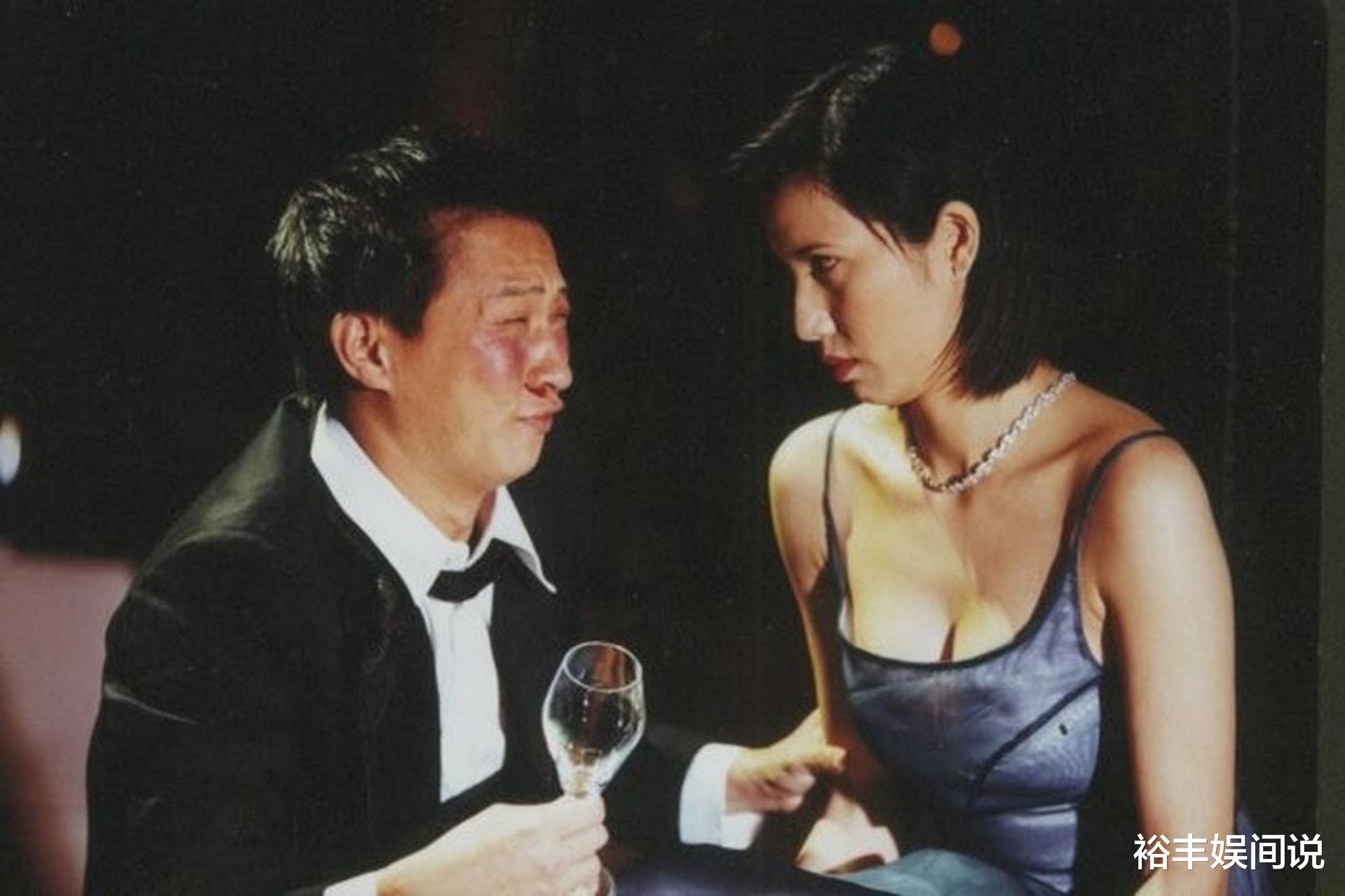 关秀媚|55岁关秀媚与文雪儿聚首,冻龄颜值不输邱淑贞,与男友感情稳定