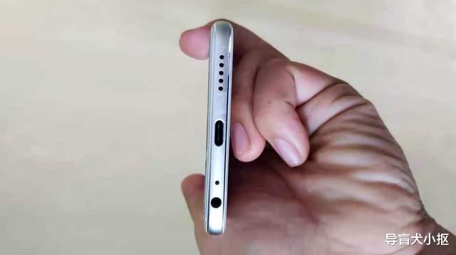 魅蓝x|单摄手机的颜值标杆，二手魅蓝X体验，机身布局和材质是亮点