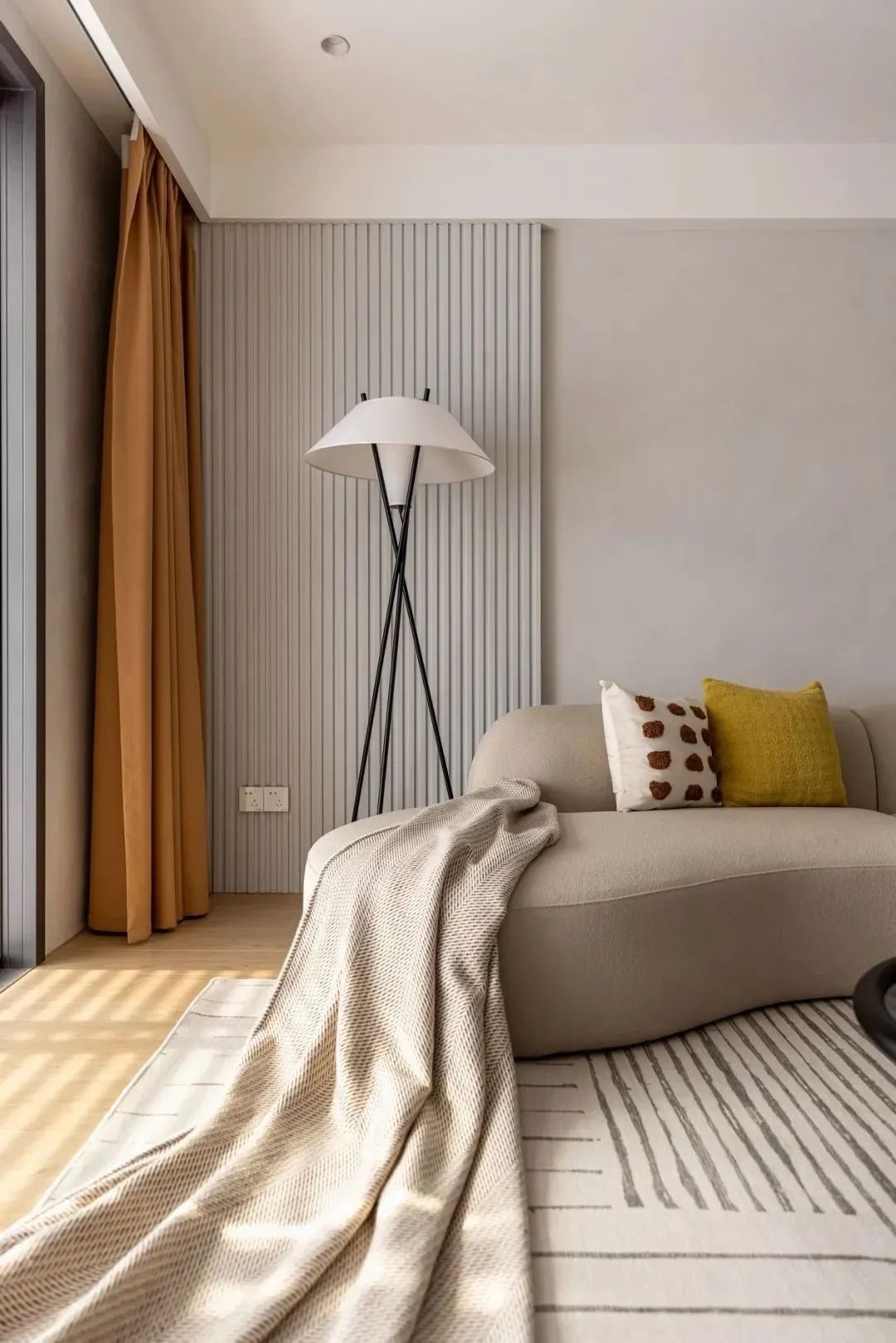 90后小夫妻的107㎡现代风婚房,治愈系绝美配色,看完好解压!