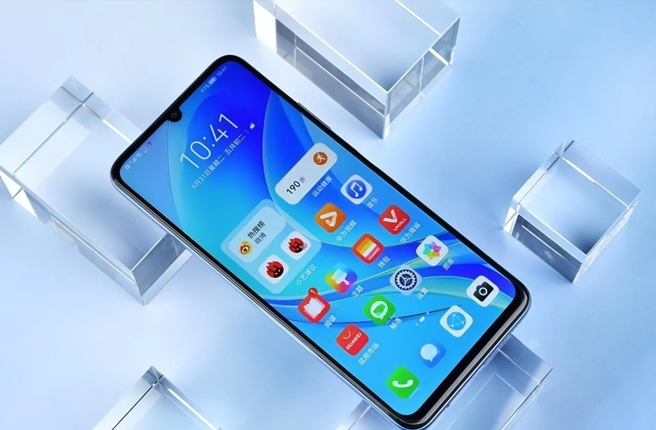 华为|华为畅享50 Pro手机曝光：定位中端，配置2.4GHz处理器