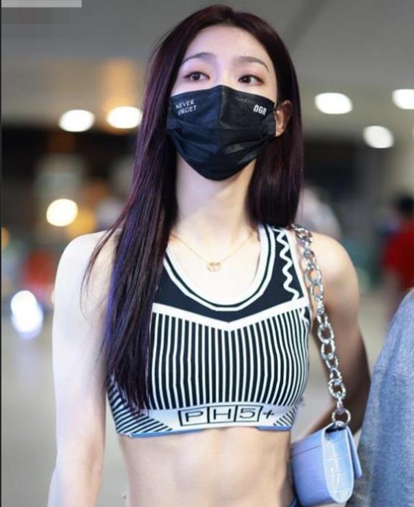 曾可妮|靠实力入王思聪公司，27岁登选秀惨遭落选，转行演戏仍收效甚微？