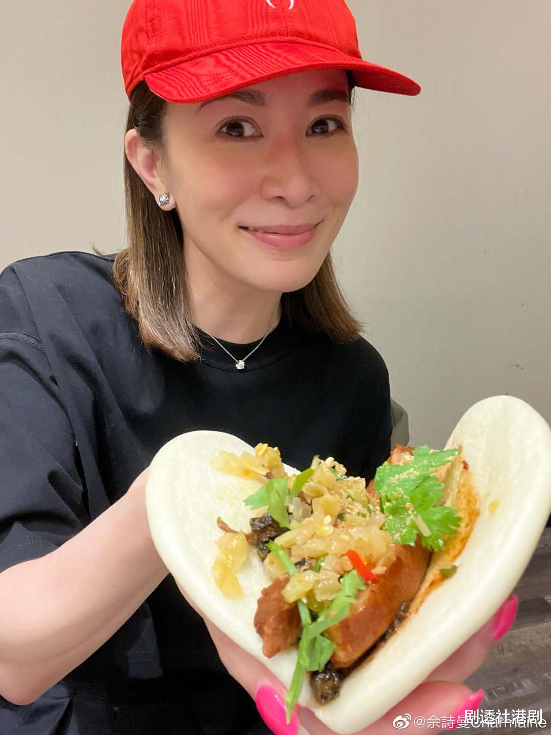 佘诗曼|TVB视后为母贺寿筵开16席！寿星打扮时尚，多位圈中人到场祝贺