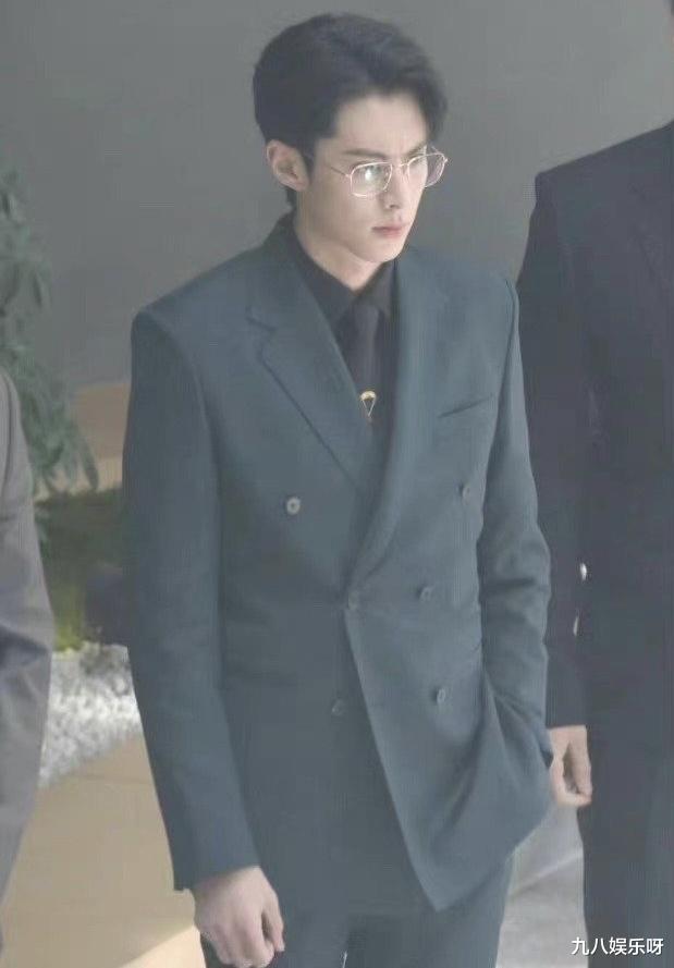 王鹤棣|王鹤棣被新剧吃红利,却还要背锅?狗仔喊话:戏份很少