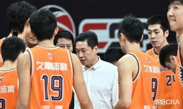 沈梓捷|CBA三消息：廣廈爭冠拼圖到位，沈梓捷防守MVP，李春江拿捏徐長鎖