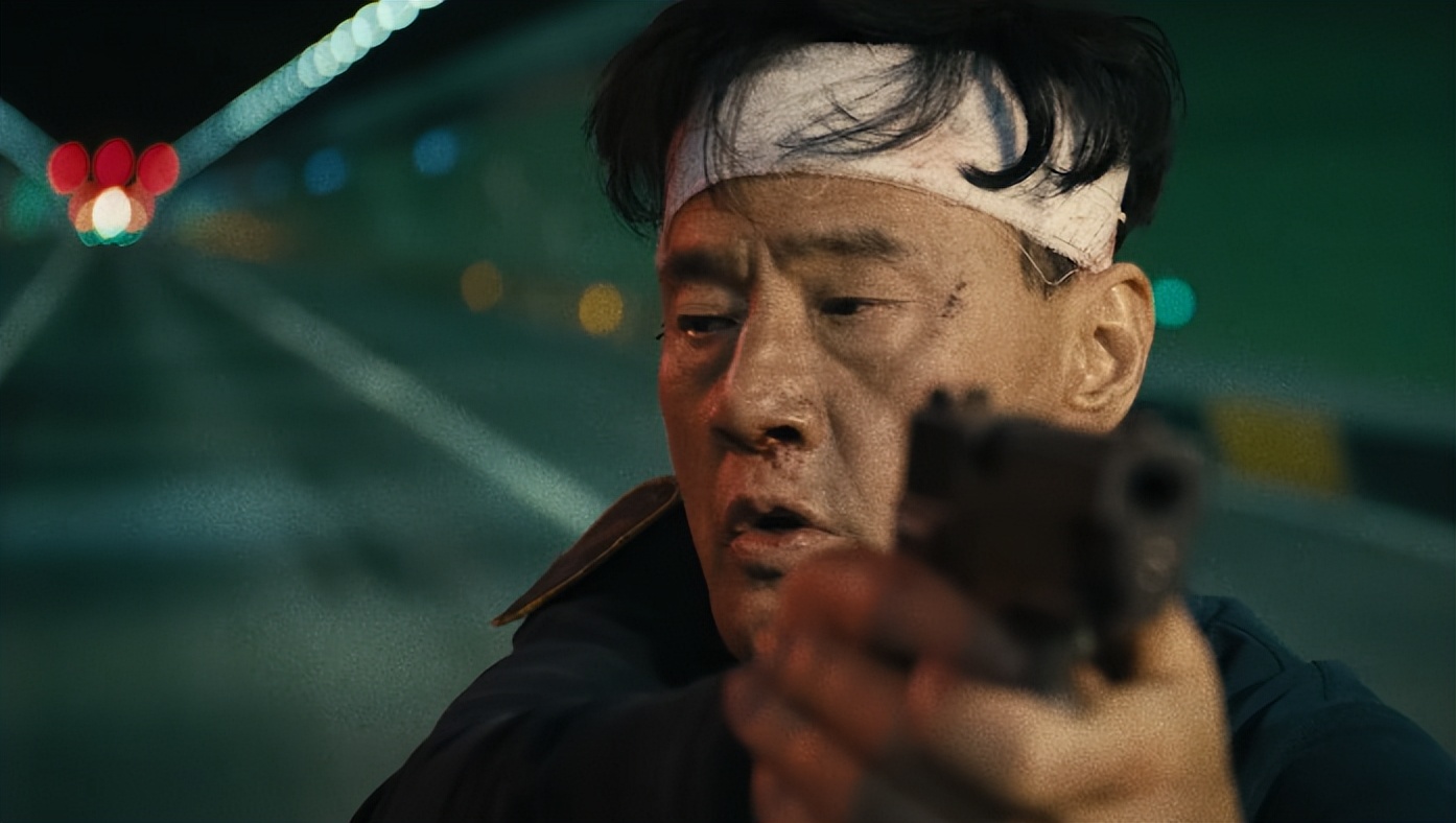 于荣光|于荣光或将晚节不保:观众抛弃你的时候,连你的名字都不想看到