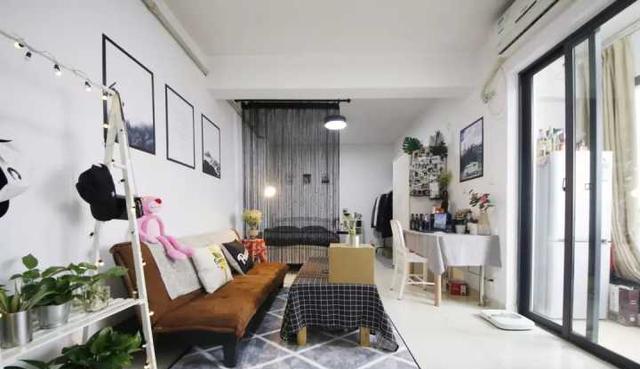 刚毕业的小情侣花2500块改造39㎡出租房,房东看完直接白送2个月