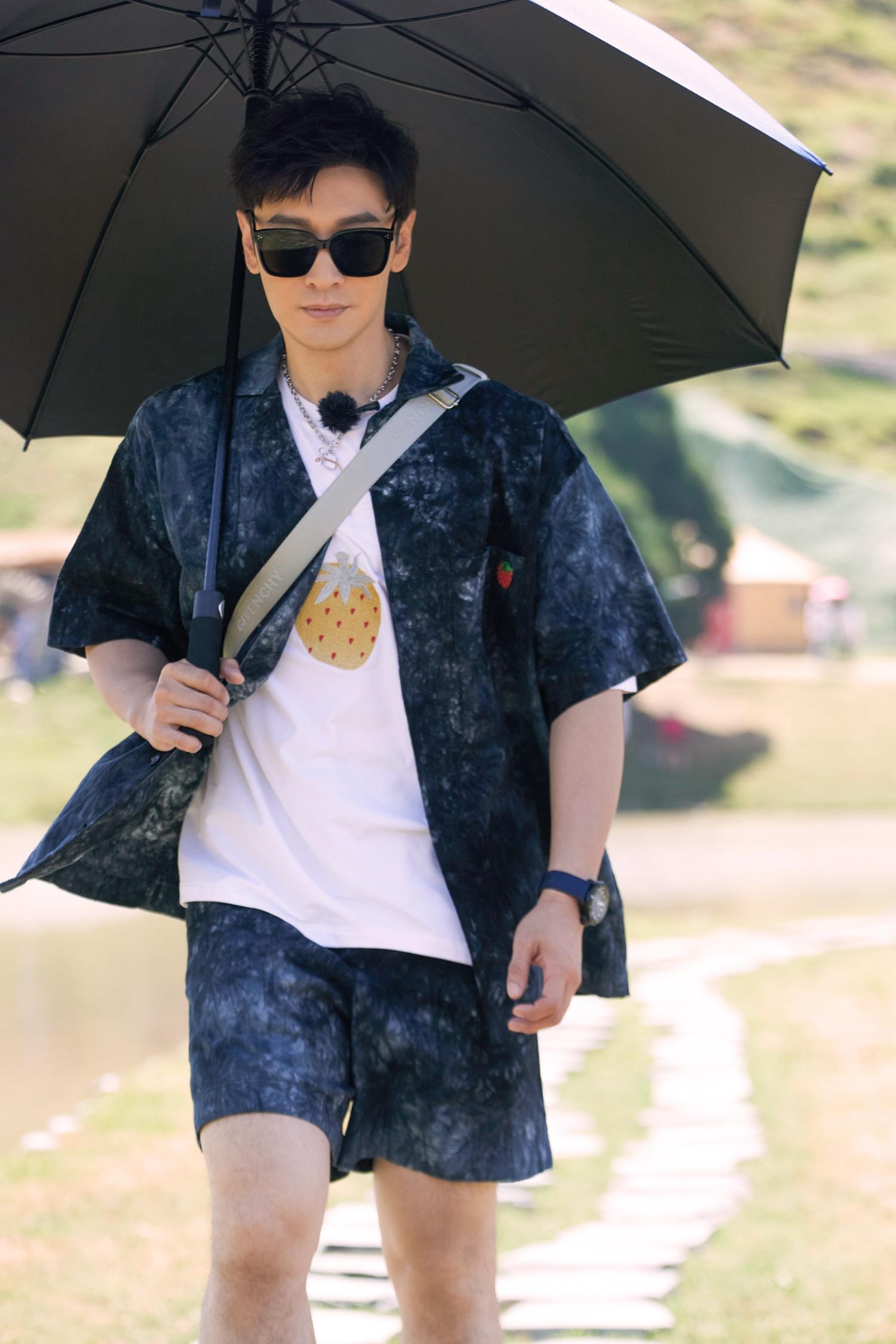 黄晓明|《中餐厅6》临近尾声 黄晓明三年后再遇老顾客