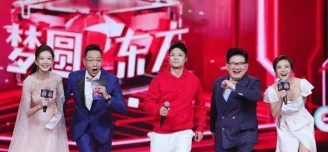 方琼|冠军无人识?方琼力压撒贝宁孟非金声奖夺冠,尼格买提曾是搭档?