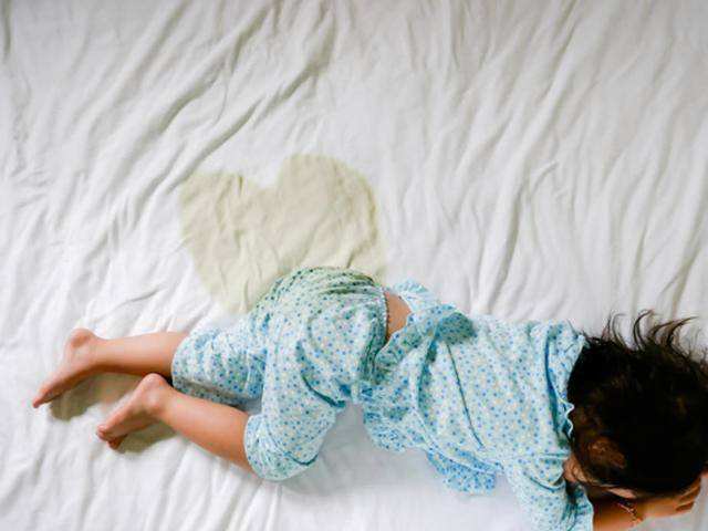 大脑|小孩经常尿床怎么回事？中医生一次讲明白