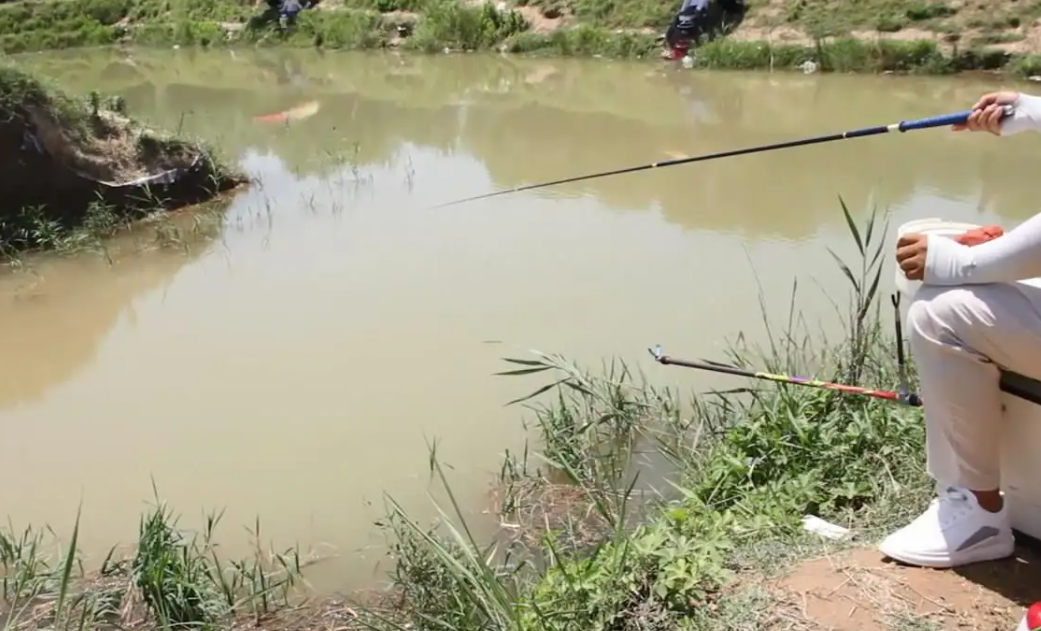 |遇到一个钓位没口,我是该继续死守,还是应该做调整?