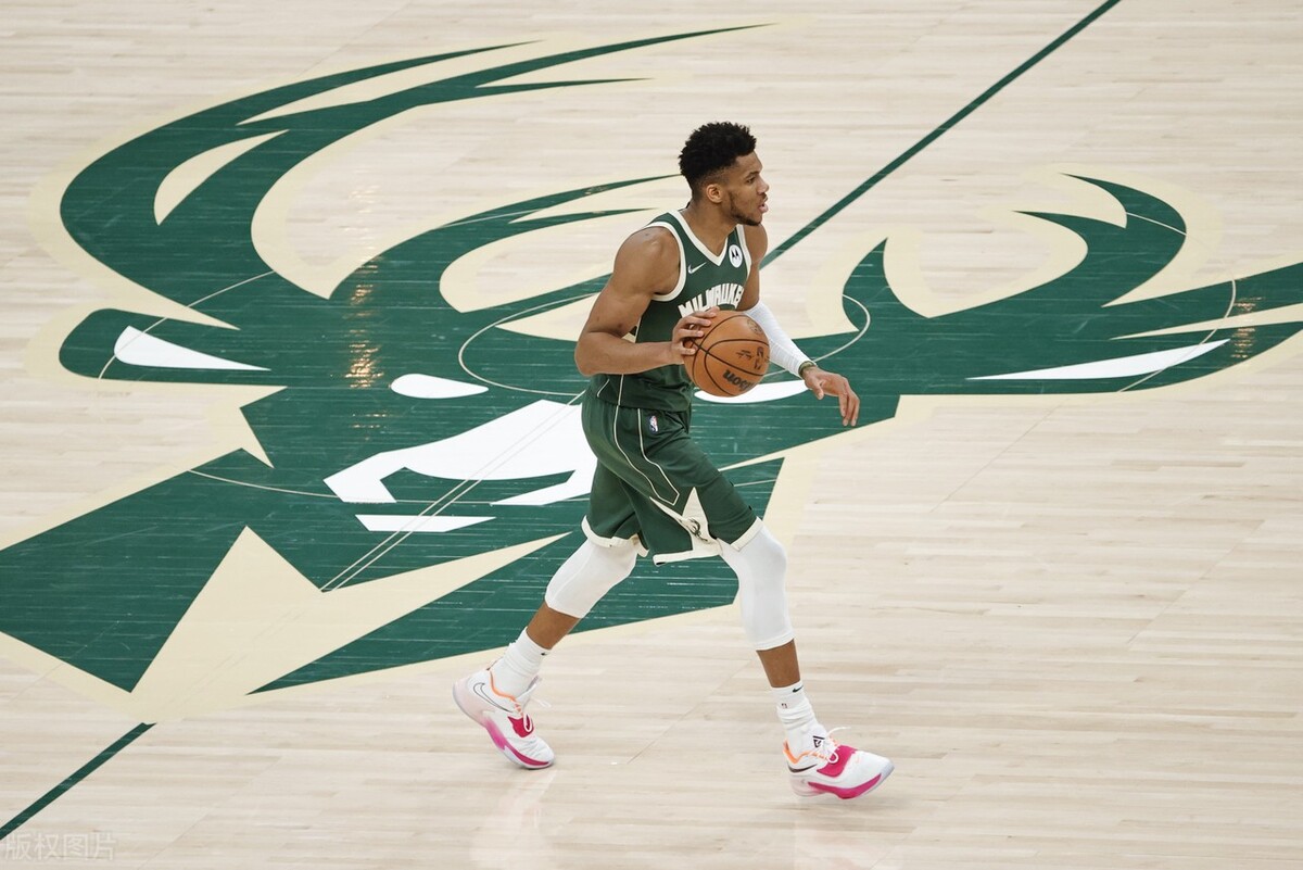 佛罗伦萨|NBA次轮前瞻预测：凯尔特人vs雄鹿