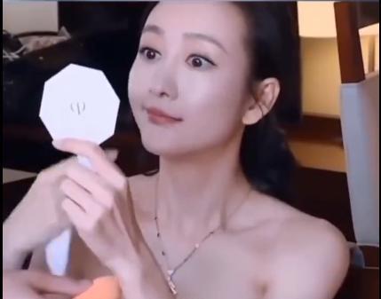 谢依霖|8位女星自曝动脸经历：王鸥打瘦脸针致使面瘫、谢依霖假体歪掉