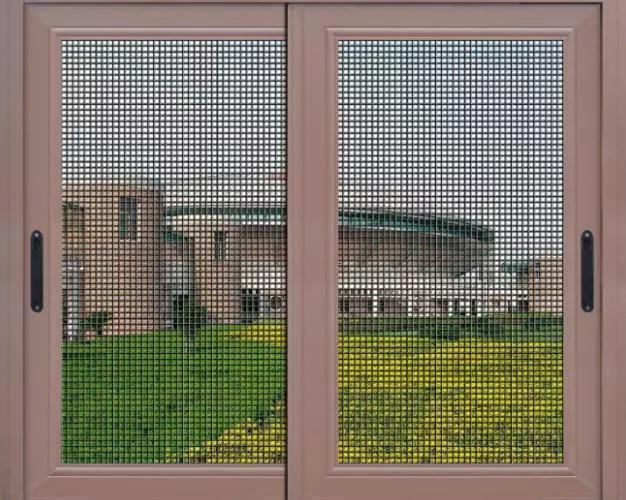 不锈钢纱窗早就过时了,如今都潮流装这种代替,安全美观又实用!