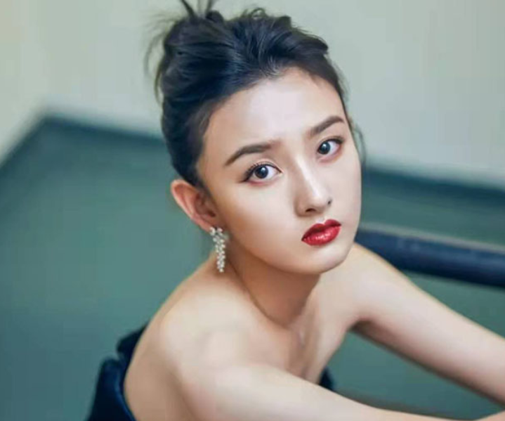 宋祖儿|有一种“长大”叫宋祖儿，本是正常发育，评论区却一片污言秽语