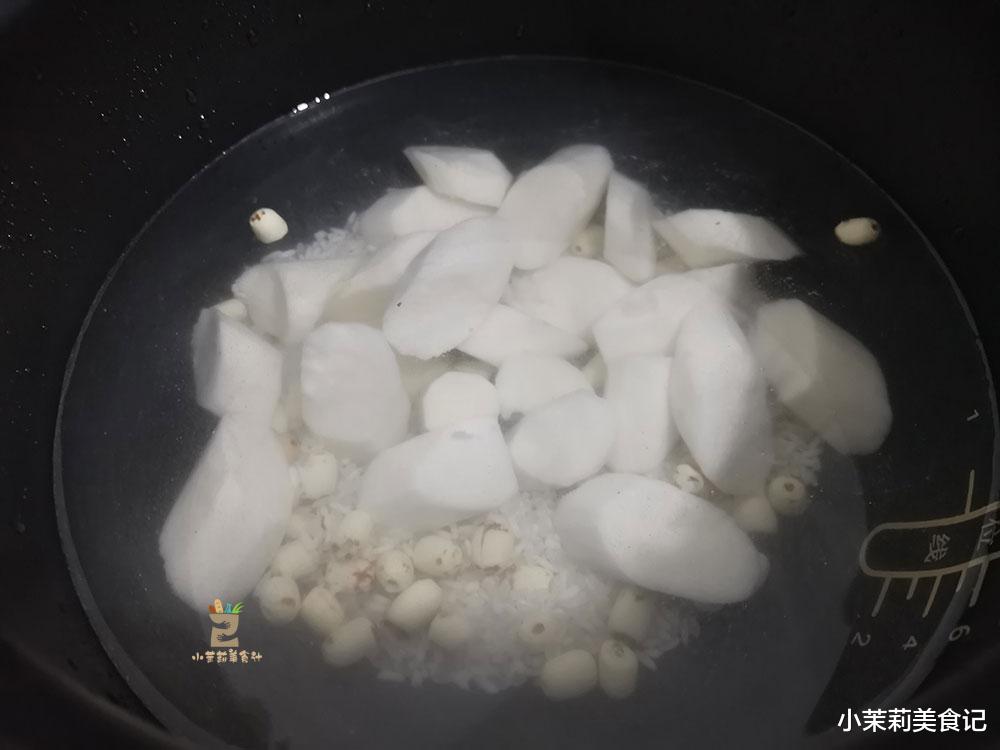 “睡不好,百病来”,建议大家多吃4样,安心除烦,睡得香精力旺