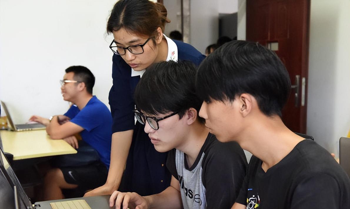 婚姻|理科受欢迎的几大专业，就业率高工资待遇好，2023届高考生要了解