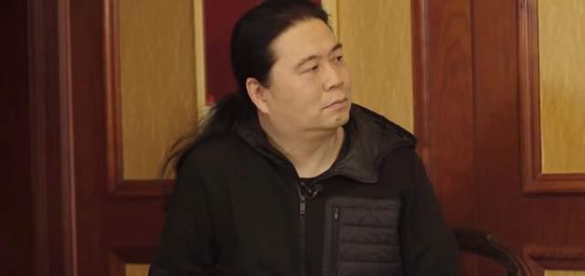 |《人世间》导演李路：陈道明太辛苦，几次背着双肩包进摄影棚录音