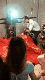 “如果螳螂和狮子的体型一样大,它的战斗力会如何?”答案出乎人的意料