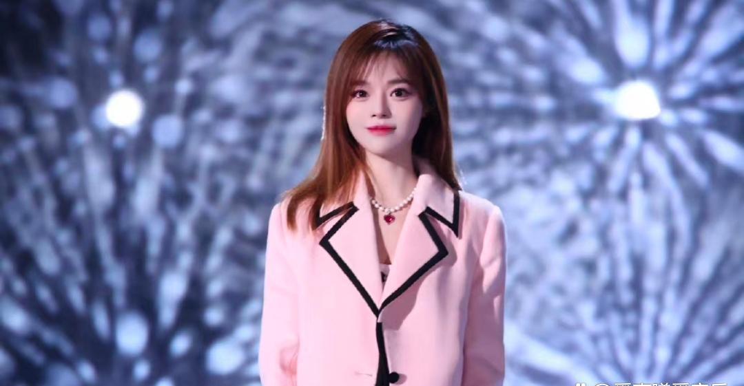 中国好声音|为何能夺冠？梁玉莹已签约公司，与黄霄雲、王泓昊共用一个经纪人