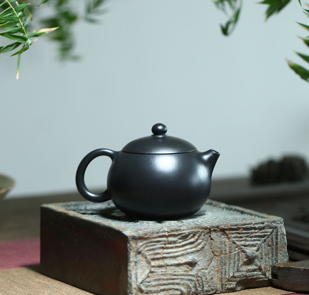 翡翠|紫砂壶挂水好，还是不挂水好？