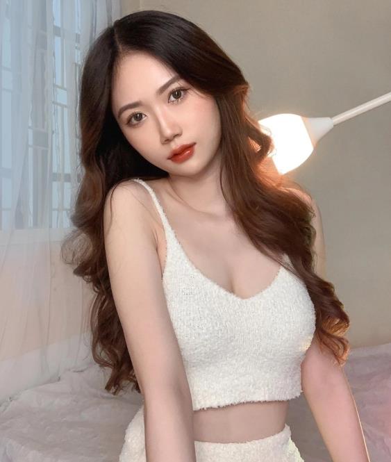 韩国队|越南选美20强是孙兴慜粉丝！支持韩国队赢球，身材高挑目前单身