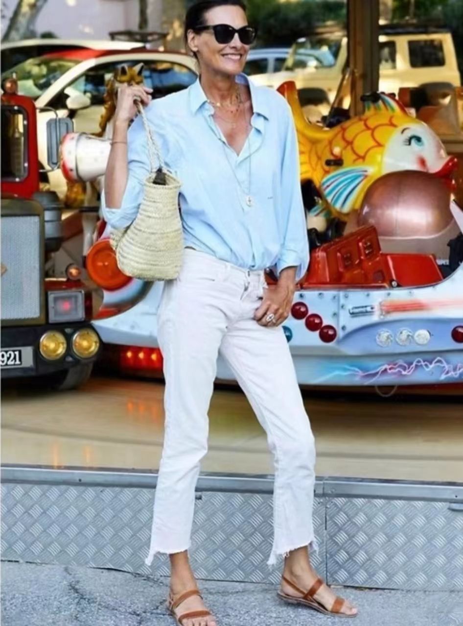 发型 过了50岁的女人,别打扮太显老,学会这4个“细节加分法”太洋气
