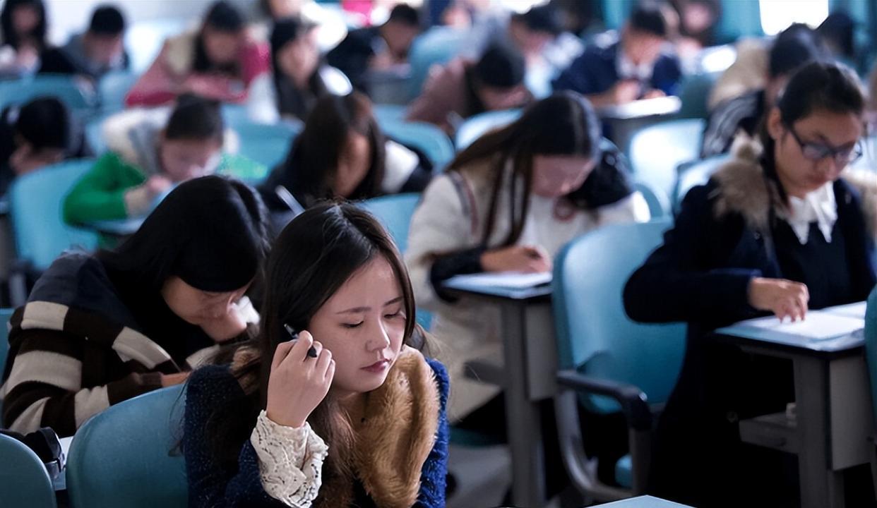 英语四六级考试再出“新规”，不满足条件无法报考，学生要注意