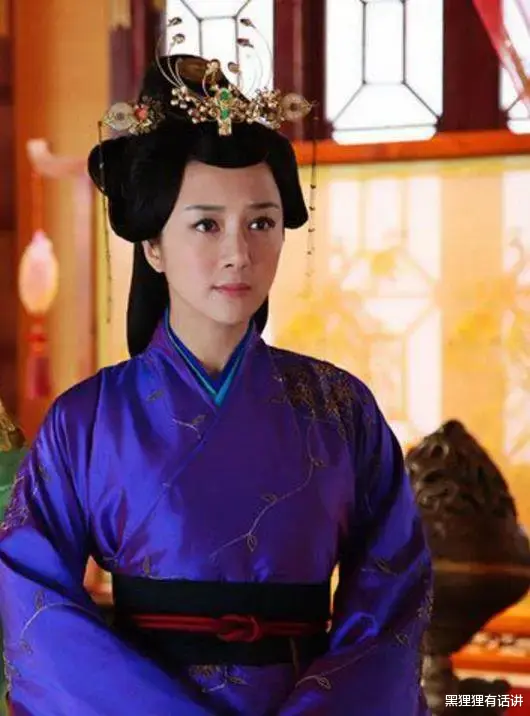 李依晓|?古装美女集合：林依晨、郭珍霓、唐嫣、黄圣依和李依晓都太美了